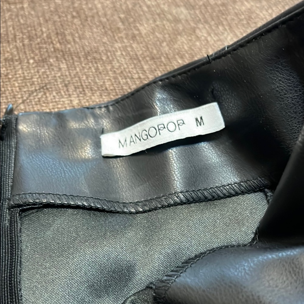 MANGOPOP Mini Faux Leather Skirt, Size Medium - Picture 2 of 5